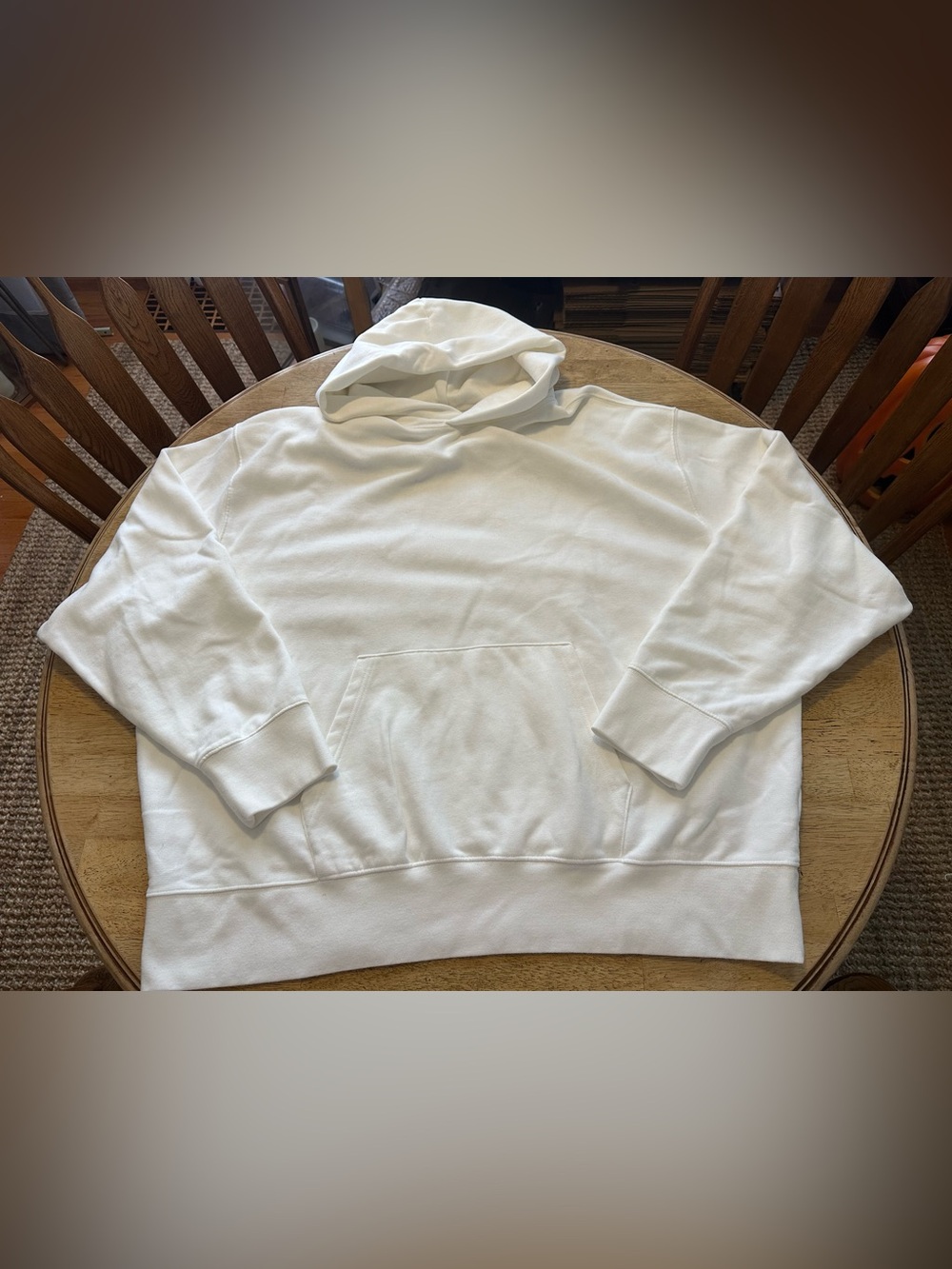 American Eagle Outfitters White Pullover Hoodie Kangaroo Pocket